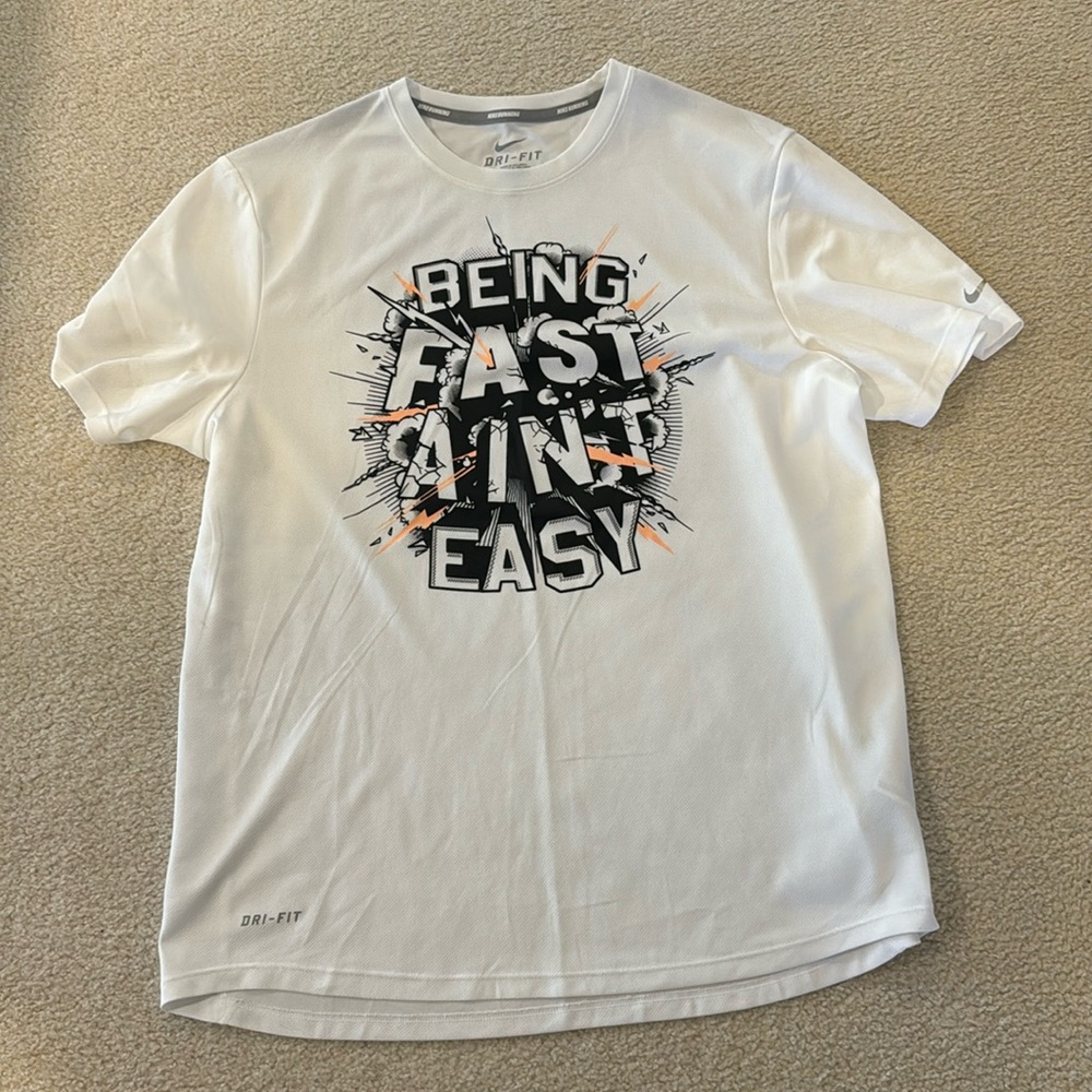Nike Running Dri-Fit Men’s Graphic T-Shirt